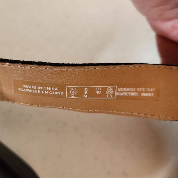 Clarks Reedly Variel Black Nubuck Perforated Wedge Heel Sandals 9M - Picture 8 of 8